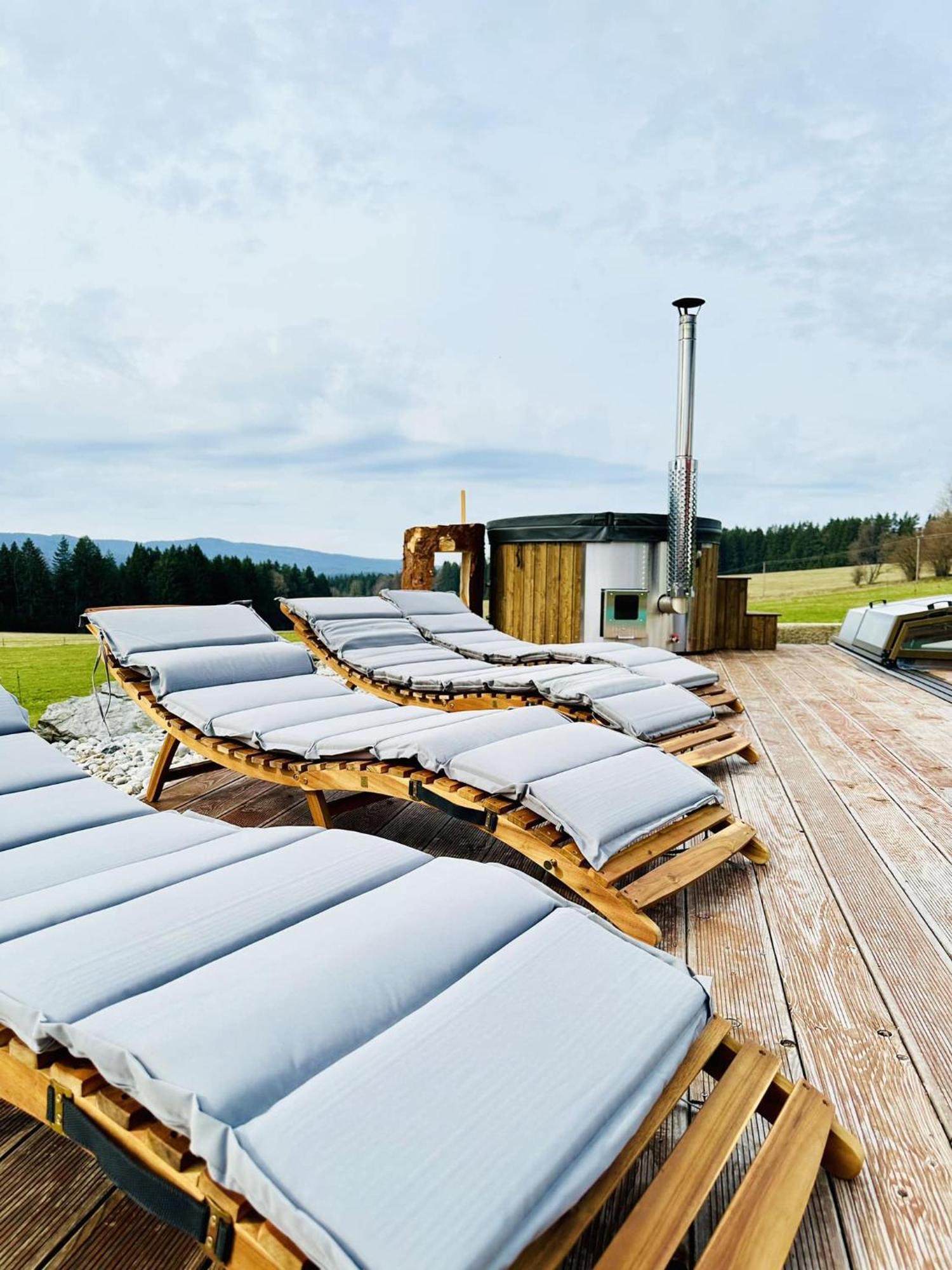 Farma Nahlov Apartment Frymburk Exterior foto